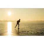 Doek: Winter: de eenzame schaatser