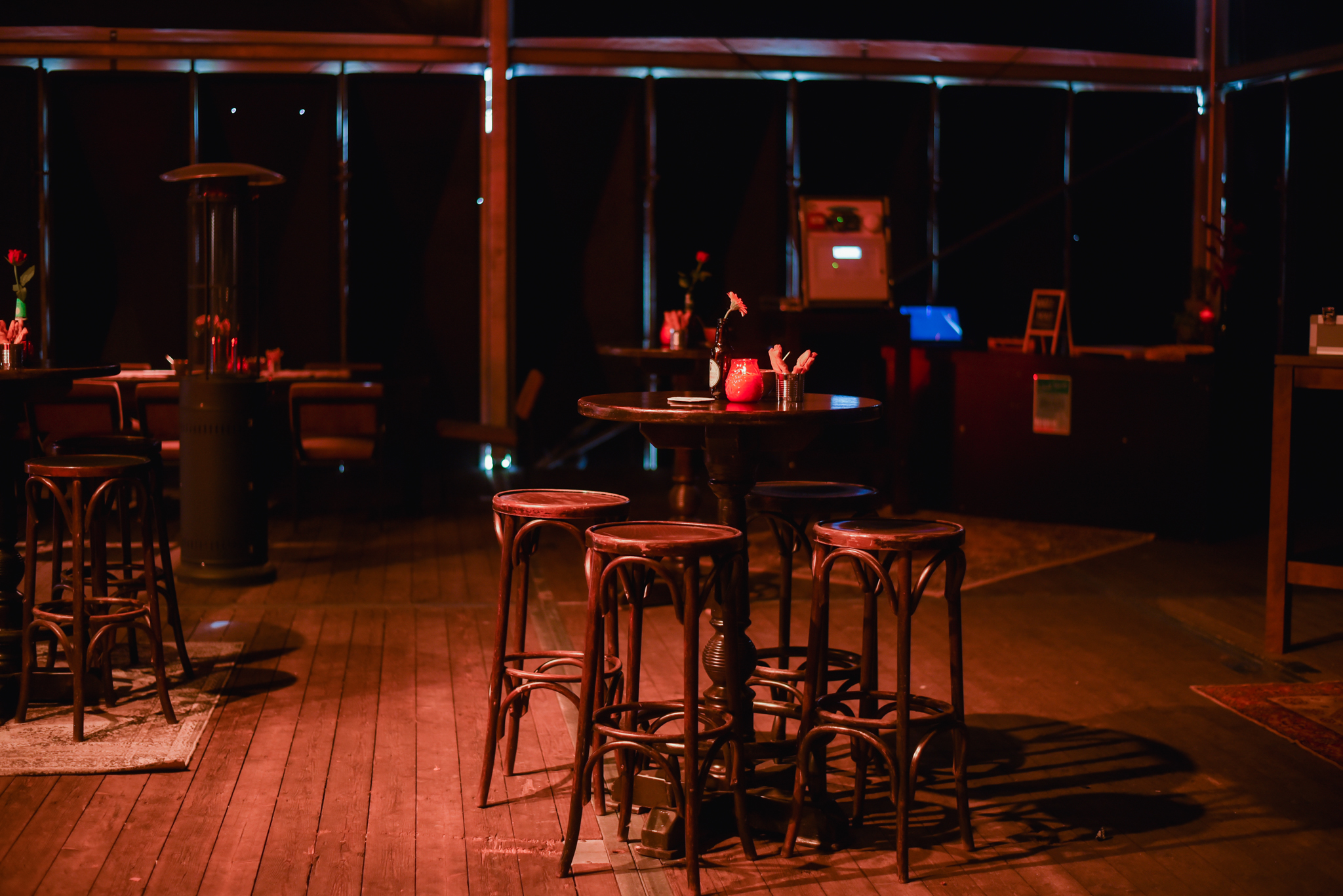 bruincafe cafe meubilair huren te huur zwolle meppel assen groningen inspiratie artikel
